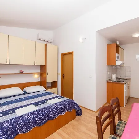 Seaview Marsic Apartamento *